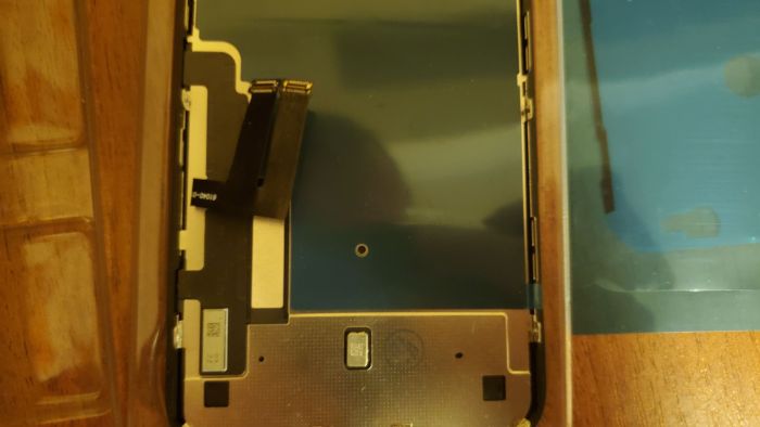Дисплей iPhone 11 черный (LCD+тачскрин)+стекло в подарок