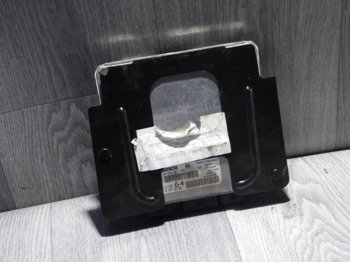 Блок керування двигуном 2.0 HDI Peugeot 307 0281011081, 9647472780 б/в