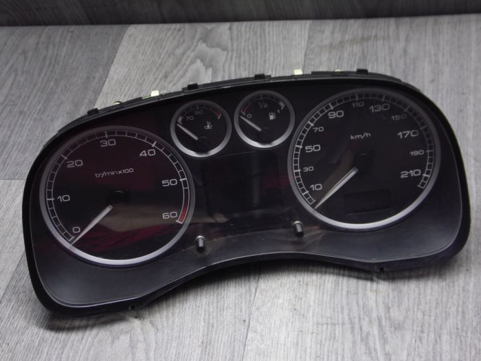 Панель приладів (спідометр) для Peugeot 307 (P9651299680) б/у, оригінал